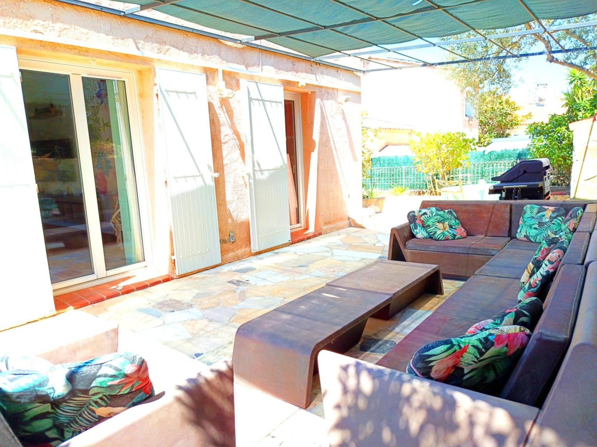 Villa Naïs 126m2-Zen-Salle Cinéma-Piscine La Valette-du-Var Extérieur photo